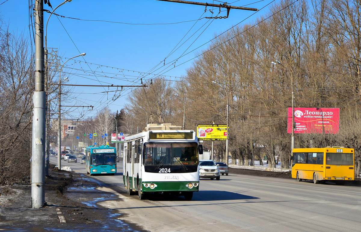 Пенза, ЗиУ-682Г-016.02 № 2024