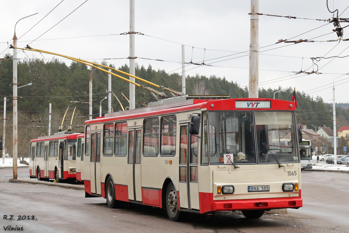 Вильнюс, Škoda 14Tr11/6 № 1565