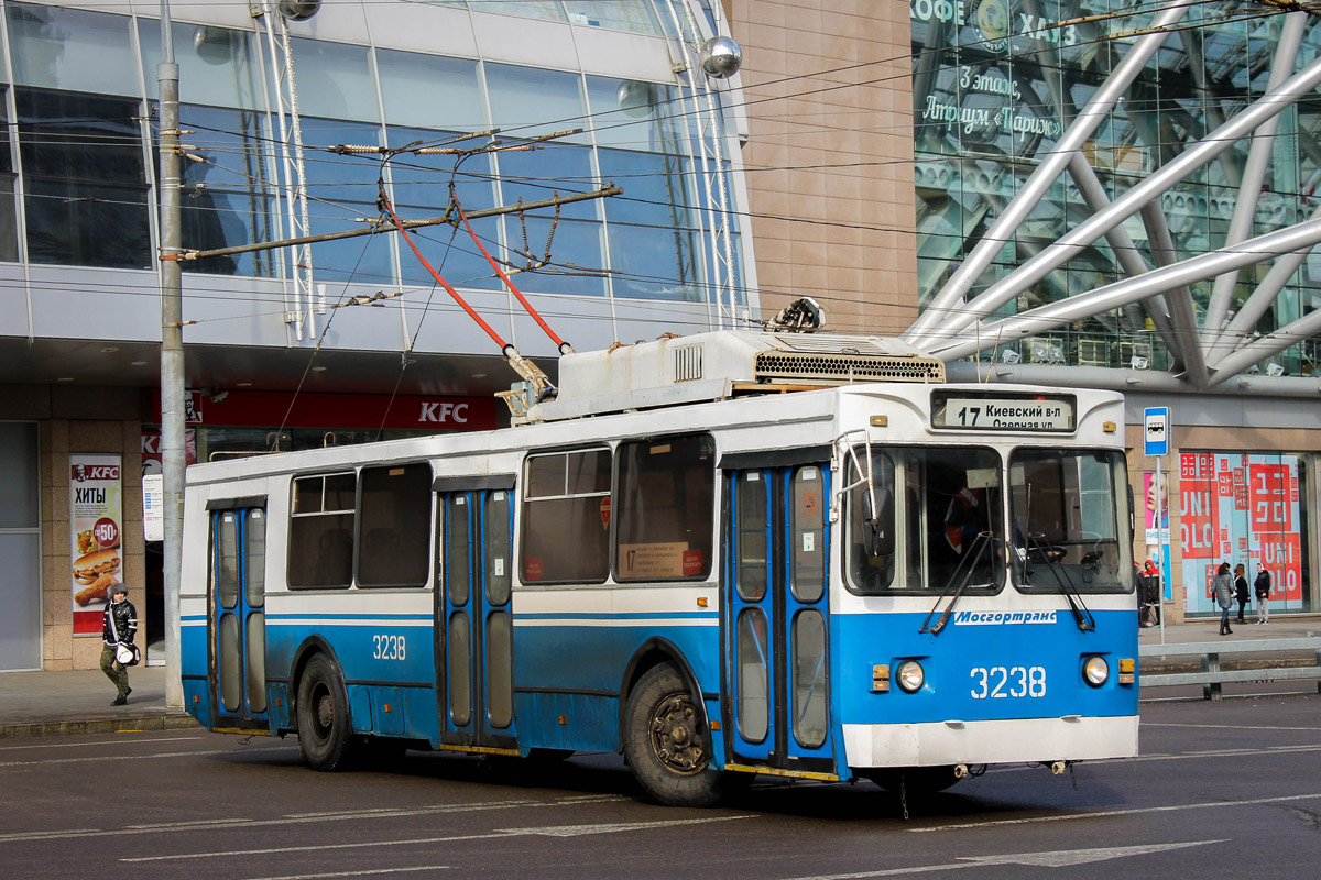 Москва, ЗиУ-682ГМ1 (с широкой передней дверью) № 3238