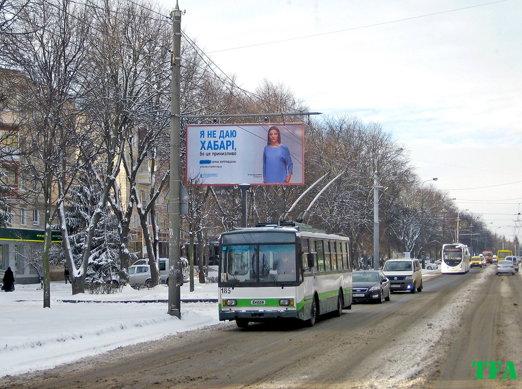 Ровно, Škoda 14Tr08/6 № 185