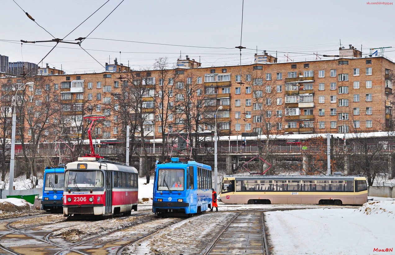 Москва, МТТА-2 № 2306; Москва, 71-134А (ЛМ-99АЭ) № 3015; Москва, 71-619А № 2117
