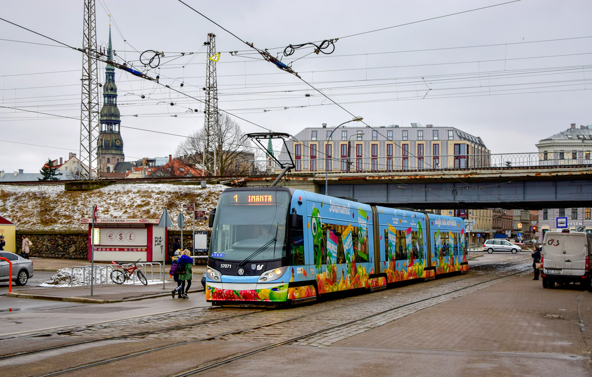Рига, Škoda 15T ForCity Alfa Riga № 57071