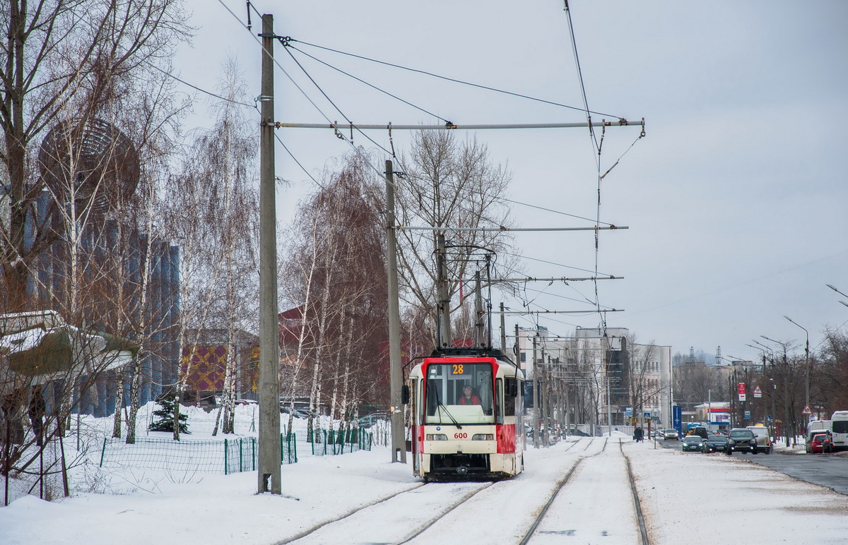 Kijev, T3UA-3 “Kashtan” — 600