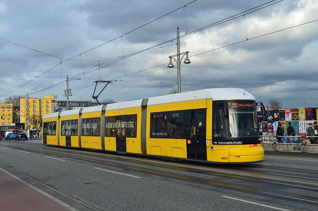 Берлин, Bombardier Flexity Berlin (GT6-08ZR/F6Z) № 4002