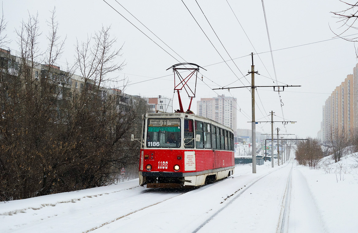 Саратов, 71-605А № 1186