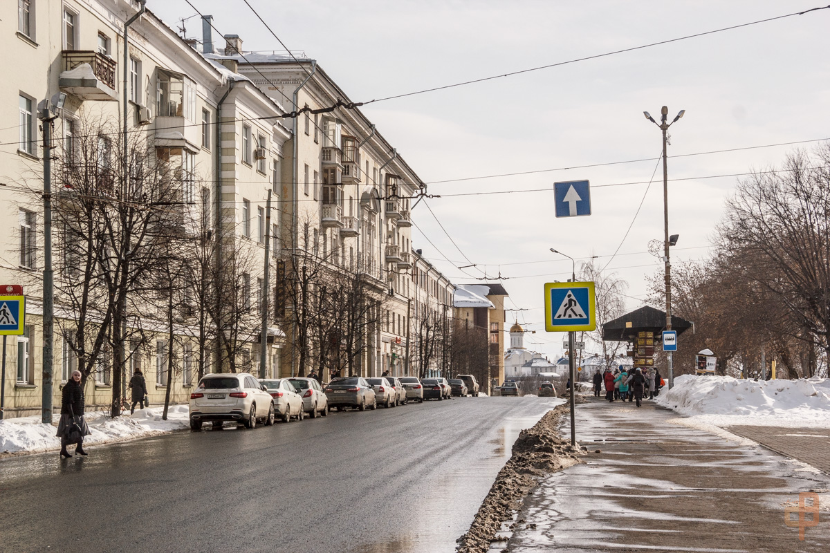ყაზანი — ET Lines [2] — Right Bank; ყაზანი — Service lines