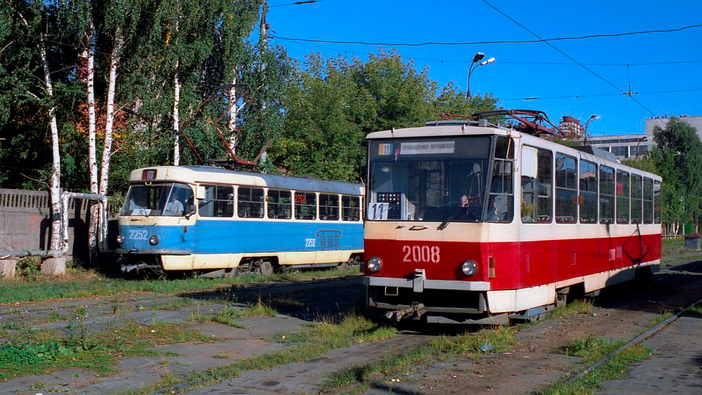 Ижевск, Tatra T3SU (двухдверная) № 2252; Ижевск, Tatra T6B5SU № 2008