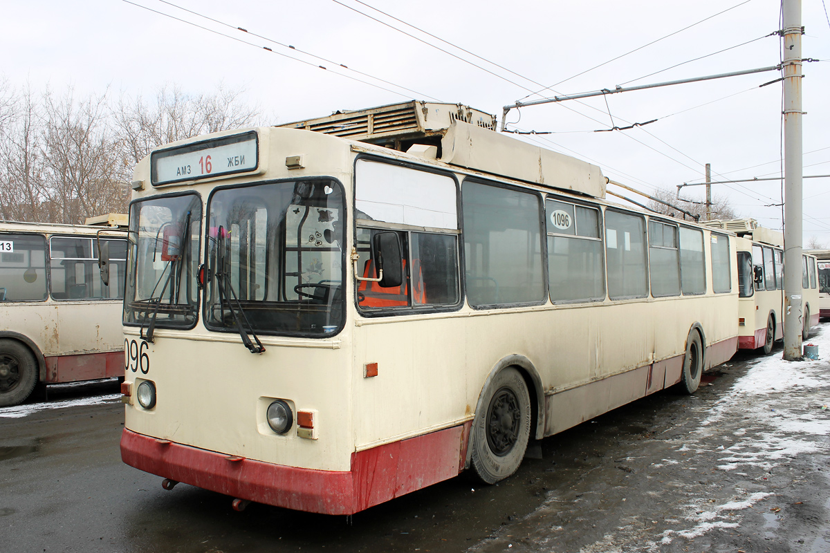 Челябинск, ЗиУ-682Г [Г00] № 1096