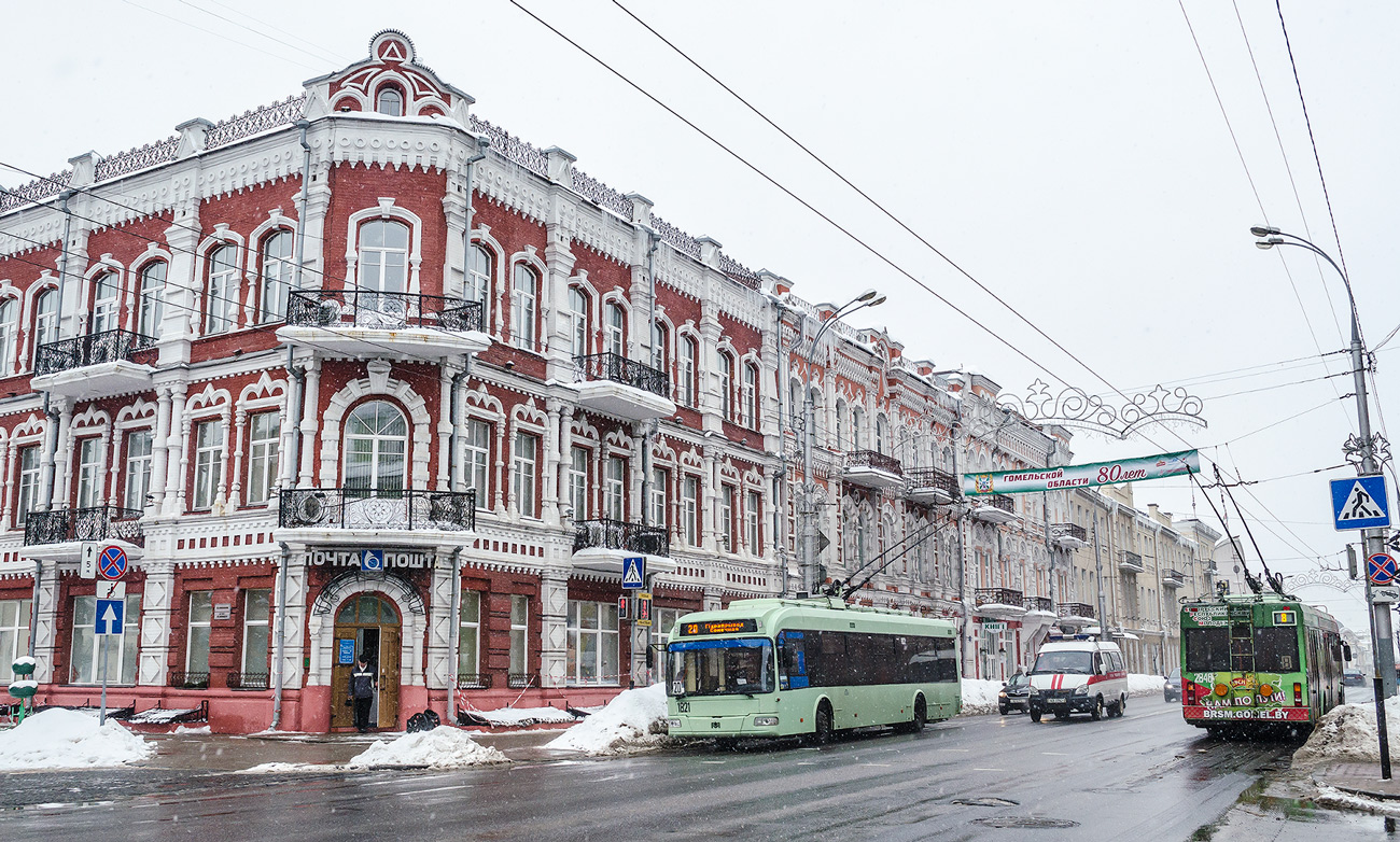 Гомель, БКМ 32102 № 1821