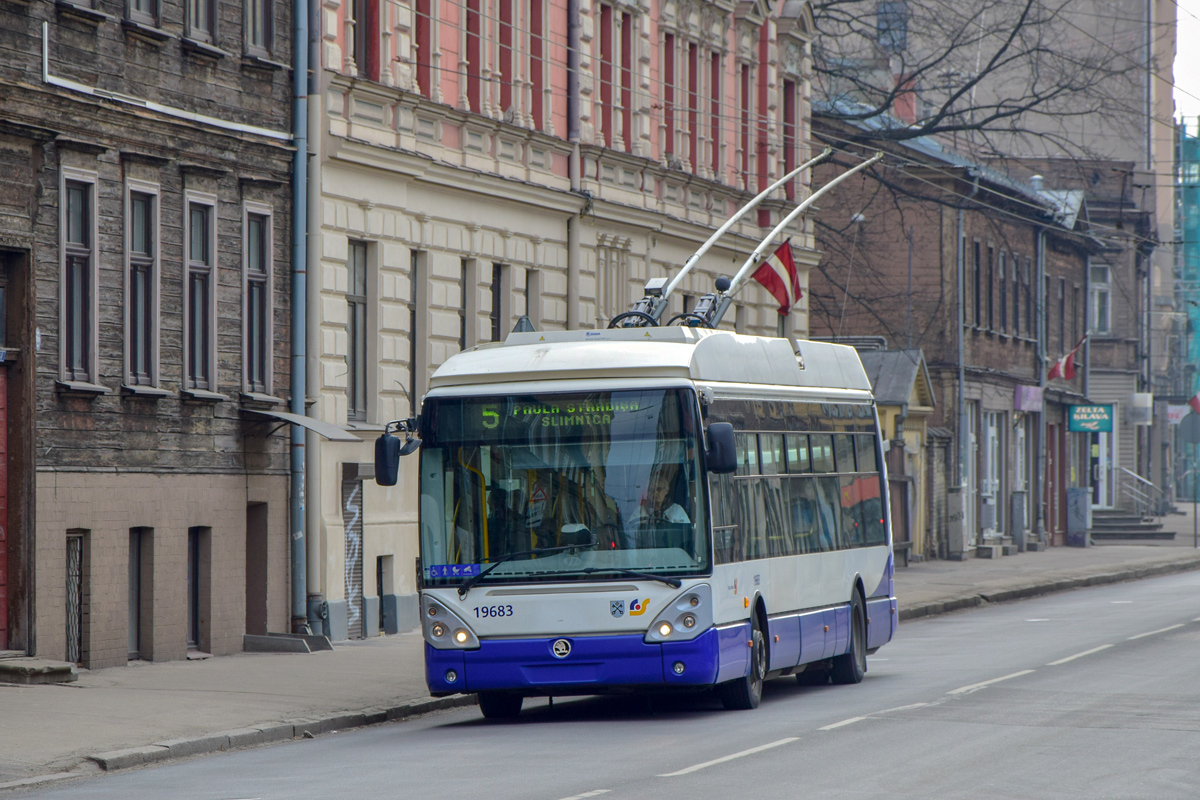 Рига, Škoda 24Tr Irisbus Citelis № 19683