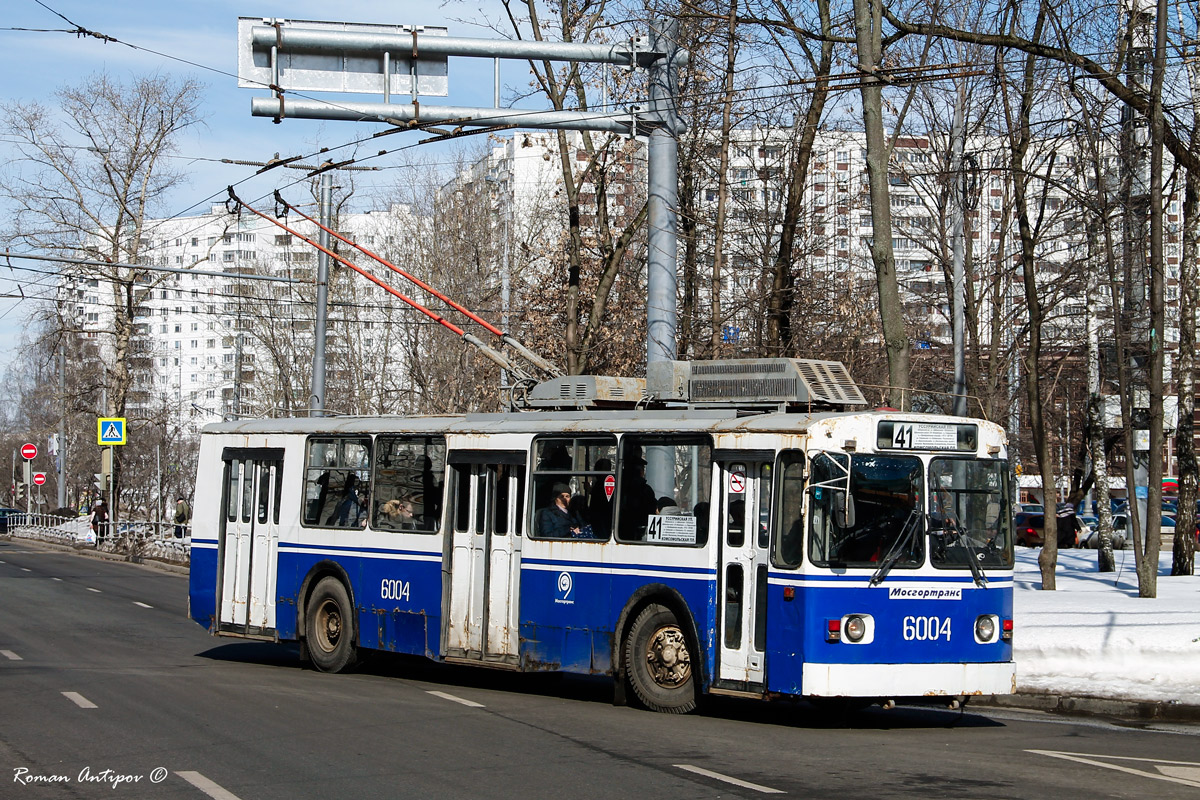 Moscow, Nizhtroll (ZiU-682G) # 6004