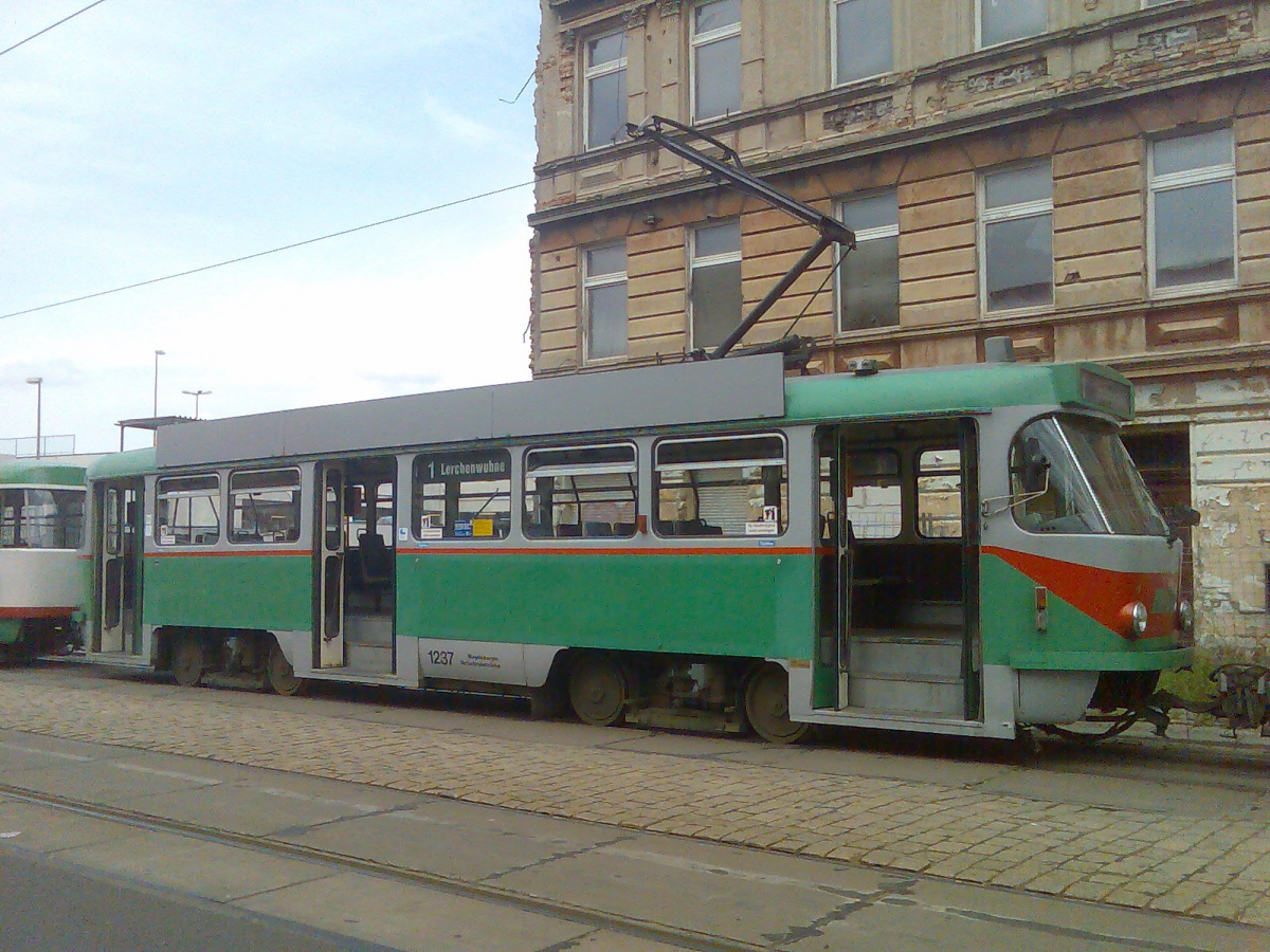Magdeburg, Tatra T4DM — 1237