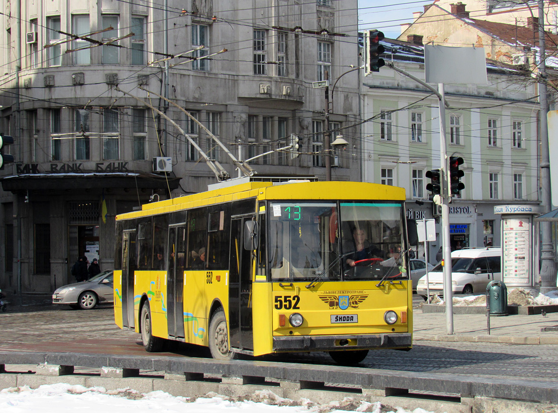 Львов, Škoda 14Tr89/6 № 552