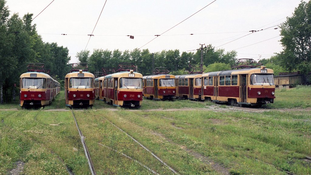 Єкатеринбург, Tatra T3SU (двухдверная) № 116; Єкатеринбург, Tatra T3SU № 181; Єкатеринбург, Tatra T3SU № 250; Єкатеринбург, Tatra T3SU № 171