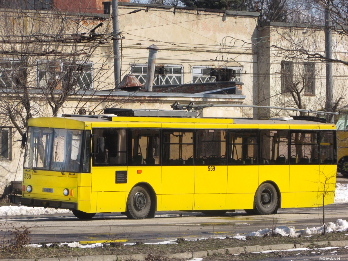 Лвов, Škoda 14Tr89/6 № 559
