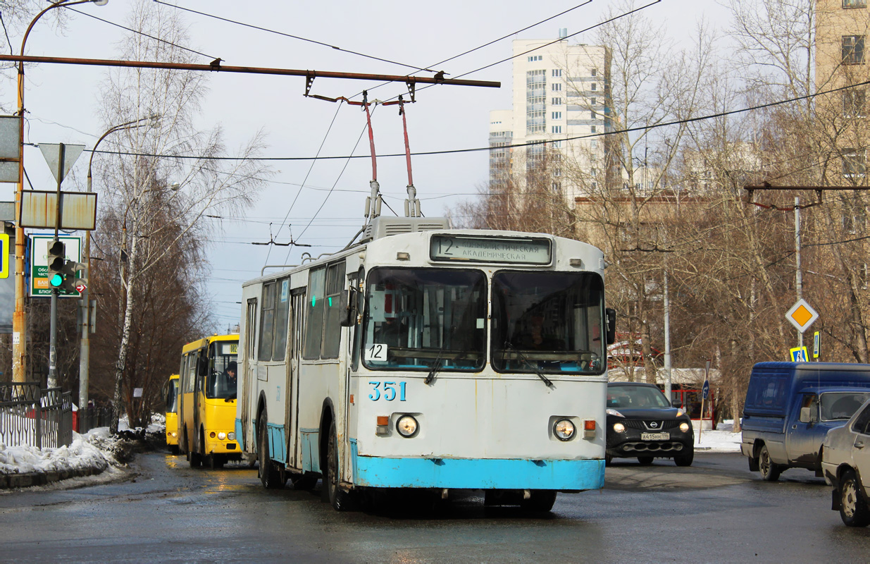 Екатеринбург, ЗиУ-682В [В00] № 351