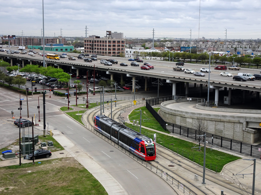 Houston, CAF Urbos 70 N°. 323; Houston — Miscellaneous photos