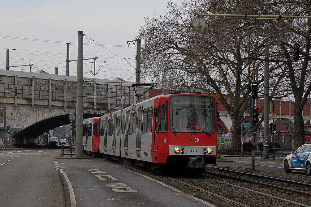 Кёльн, Duewag B100S № 2115