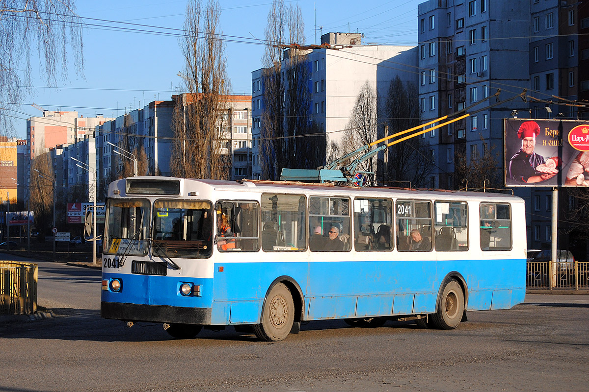 Брянск, ЗиУ-682Г-016 (012) № 2041