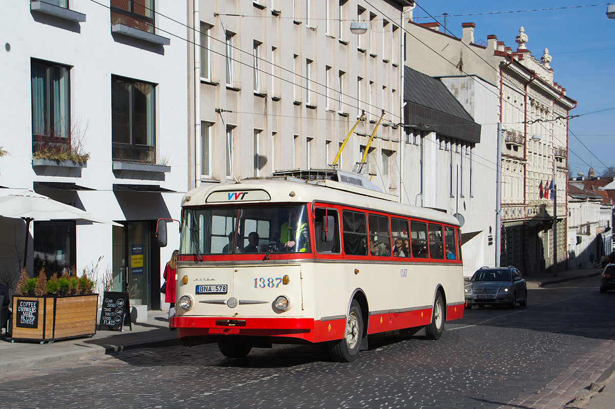 Вильнюс, Škoda 9TrH29 № 1387