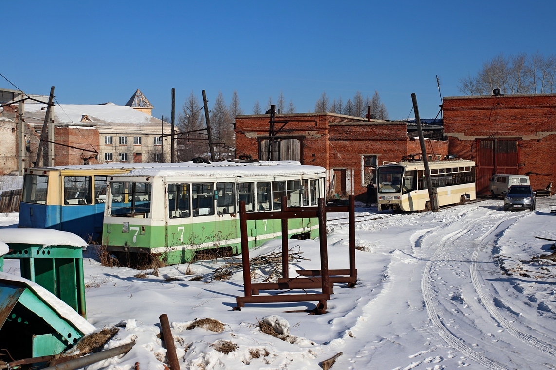 Волчанск, 71-605 (КТМ-5М3) № 7; Волчанск, 71-619КТ № 3; Волчанск — Трамвайное депо и кольцо "Волчанка" Волчанск, 71-605 (КТМ-5М3) № 7; Волчанск, 71-619КТ № 3; Волчанск — Трамвайное депо и кольцо "Волчанка"