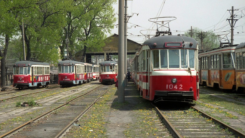 Аньшань, DL1000 № 1029; Аньшань, DL1000 № 1031; Аньшань, DL1000 № 1042