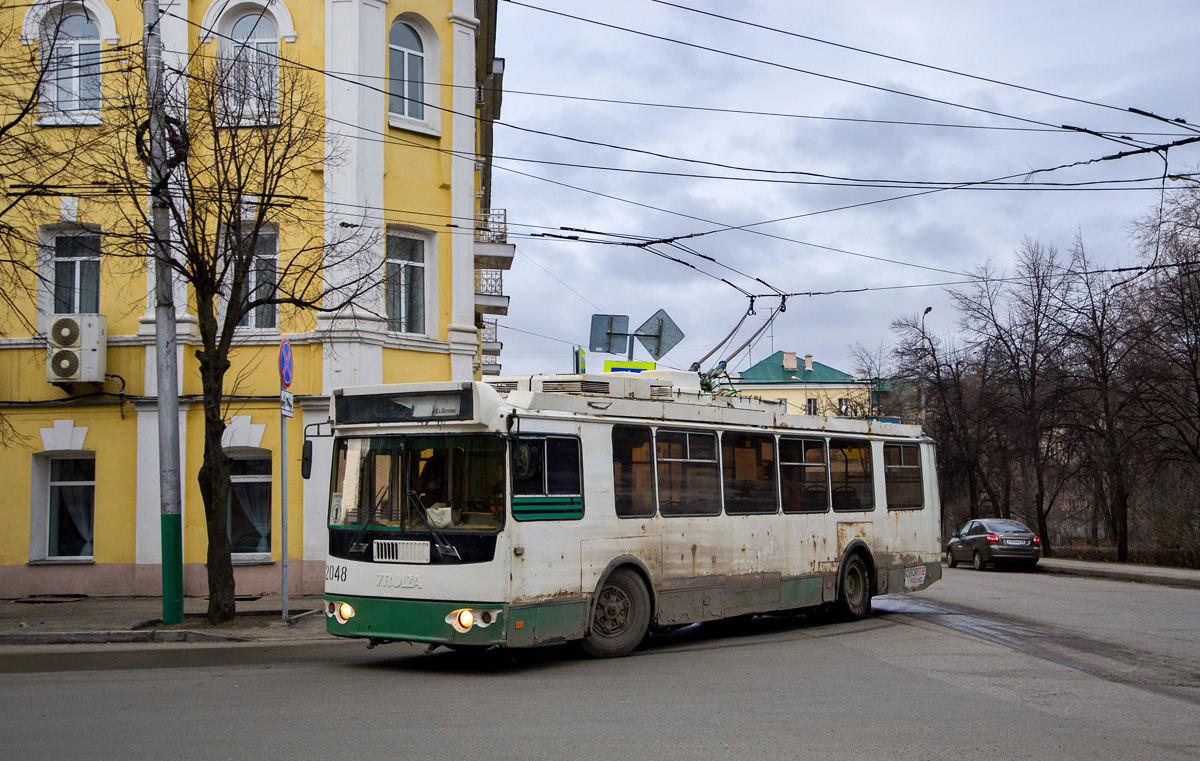Penza, ZiU-682G-016.02 č. 2048