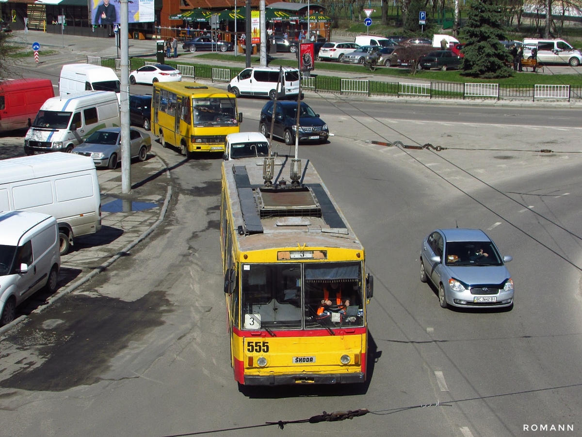 Львов, Škoda 14Tr89/6 № 555