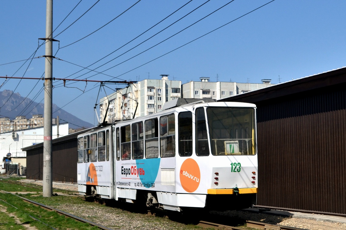 Пятигорск, Tatra KT4SU № 123