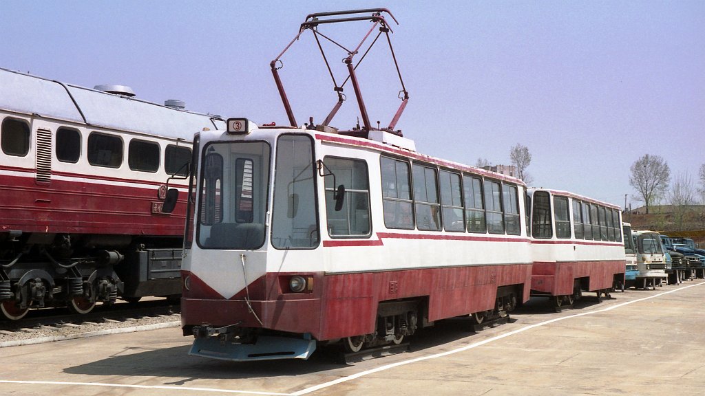Pyongyang, Prototype 7.17 Br. б/н; Pyongyang — Historical photos — Tramway and Trolleybus (1991+)