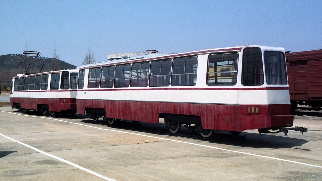 Pyongyang, Prototype 7.17 Br. б/н; Pyongyang — Historical photos — Tramway and Trolleybus (1991+)