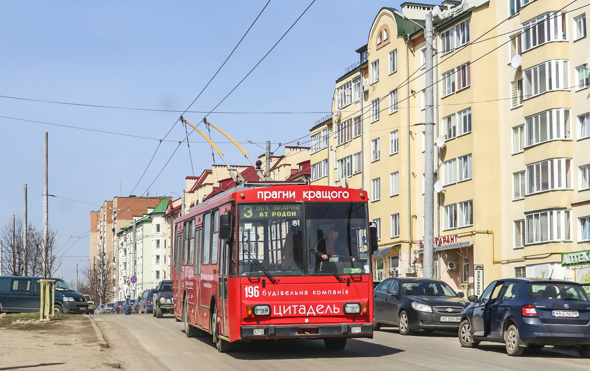Ивано-Франковск, Škoda 14Tr10/6 № 196