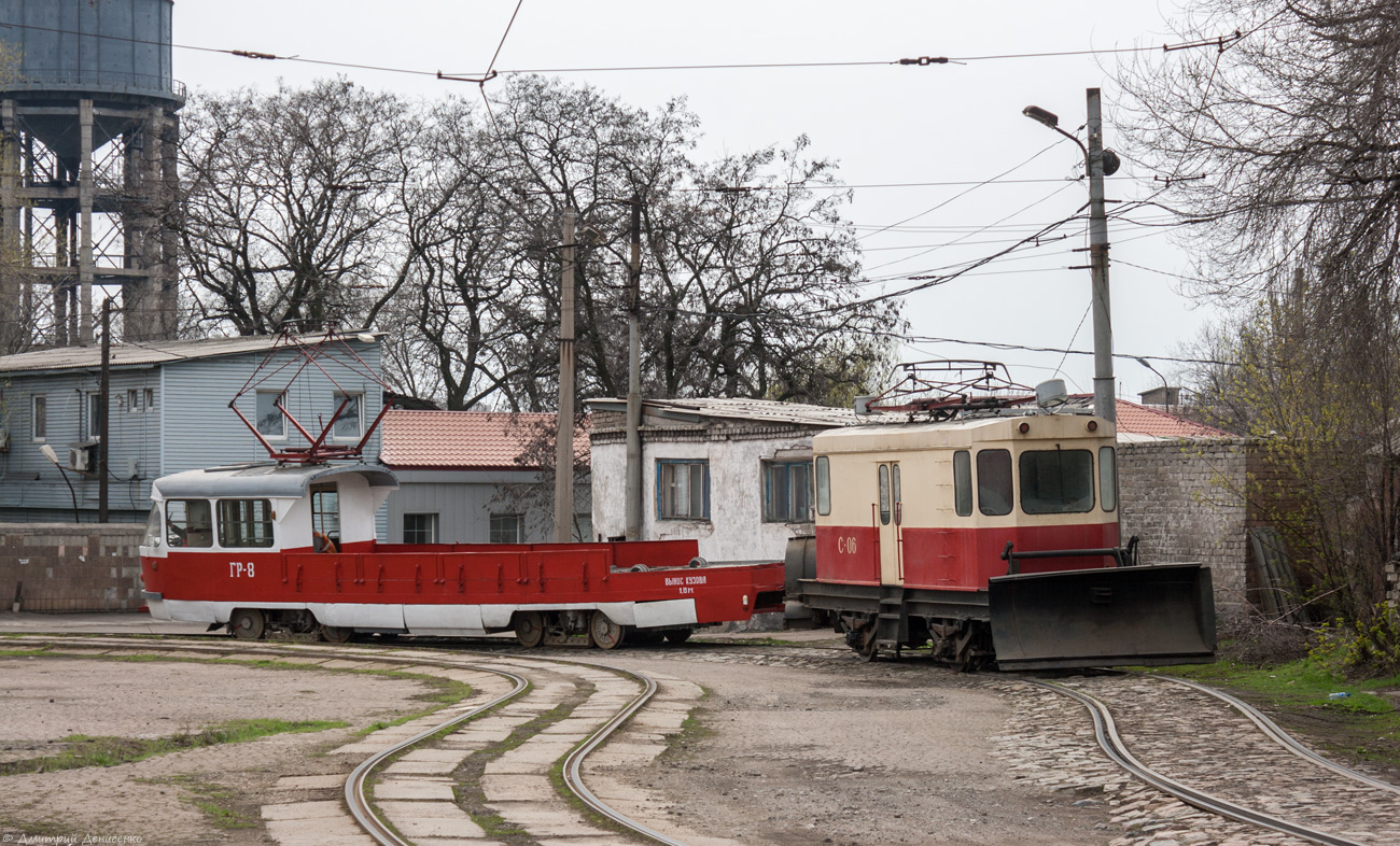 Donetsk, Tatra T3SU (2-door) N°. ГР-8; Donetsk, RGS-2 N°. С-06