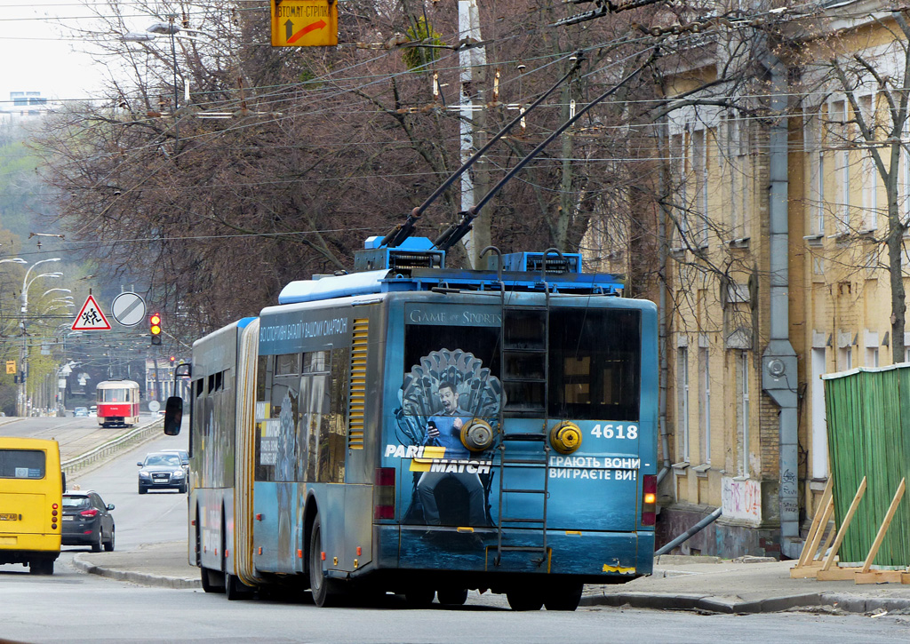 Киев, ЛАЗ E301D1 № 4618
