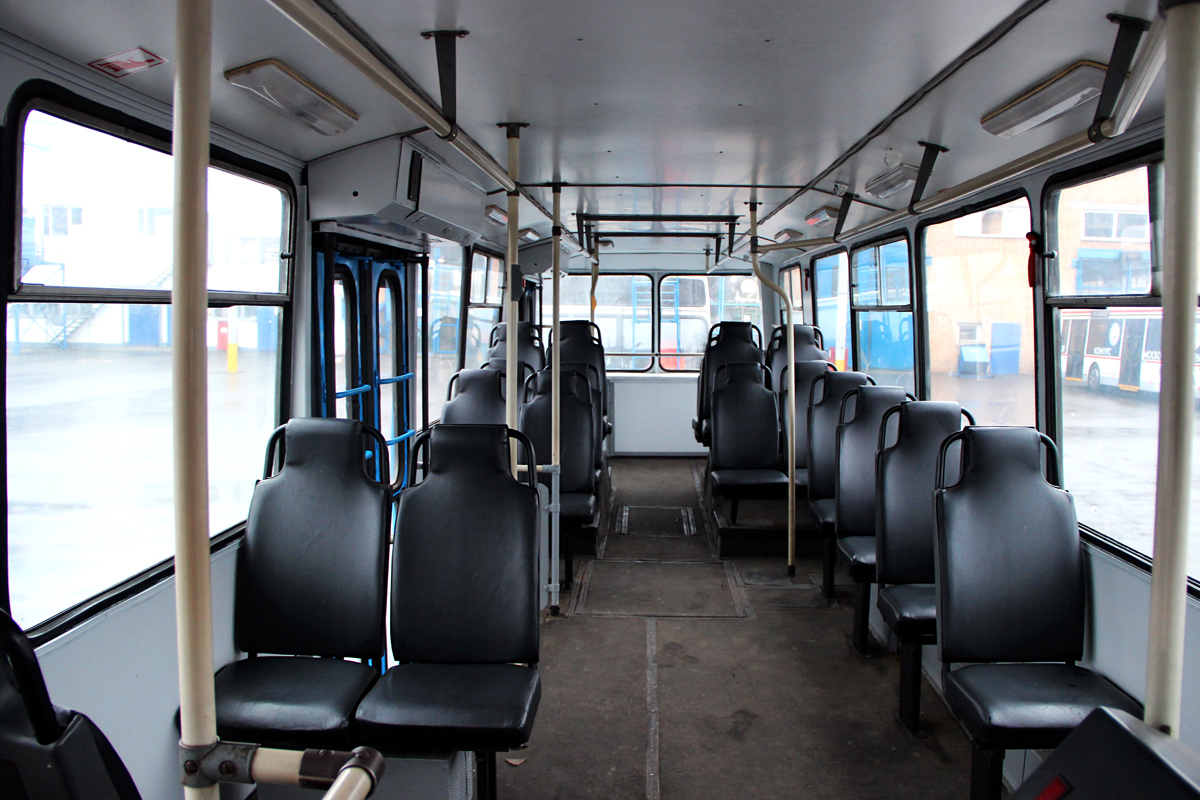 Москва, ЗиУ-682ГМ1 (с широкой передней дверью) № 8831