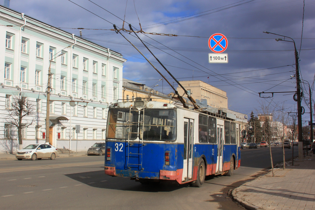 Тверь, ВЗТМ-5284 № 32; Тверь — Троллейбусные линии: Центральный район