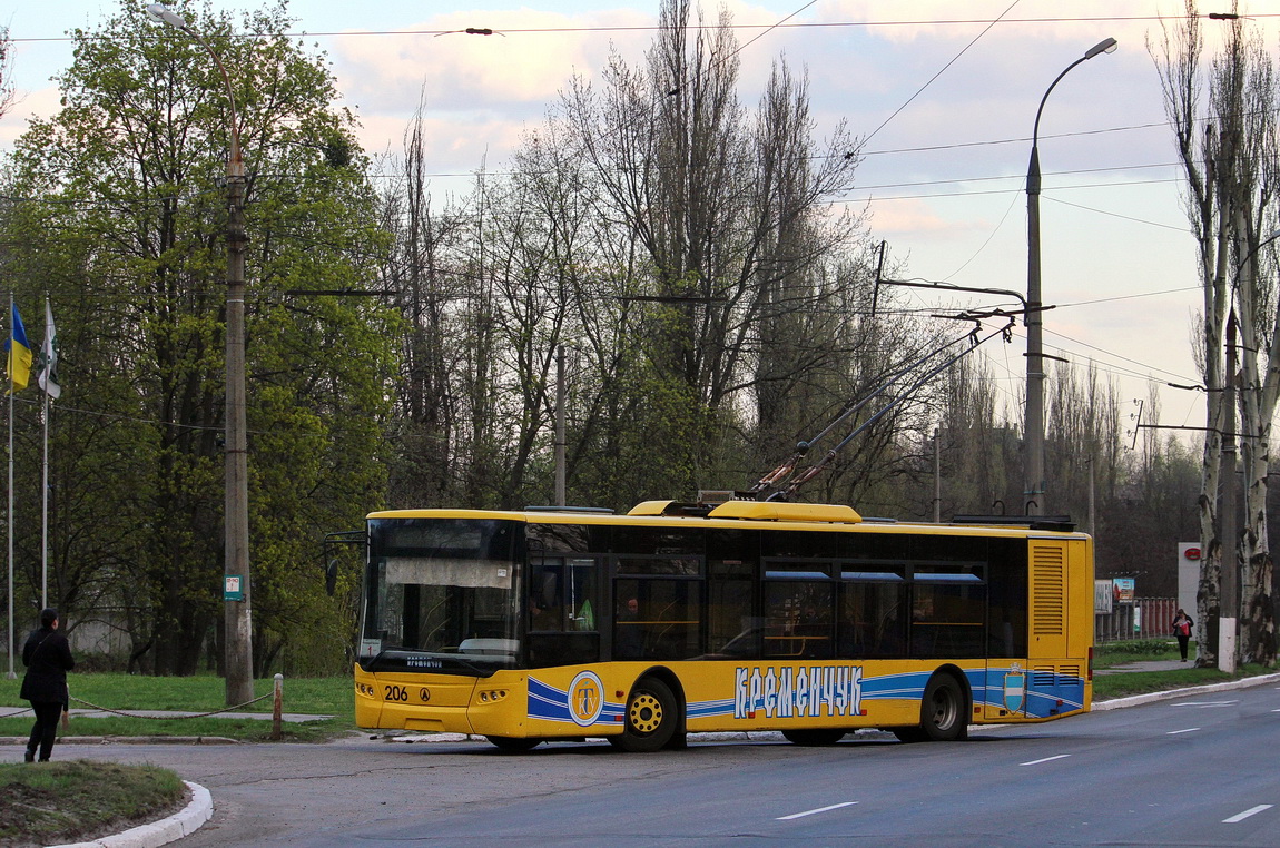 Кременчуг, ЛАЗ E183D1 № 206