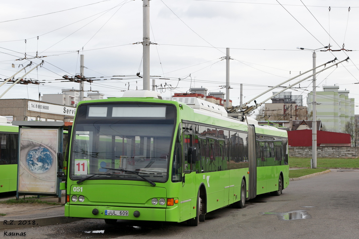 Каунас, Berkhof Premier AT18 № 051