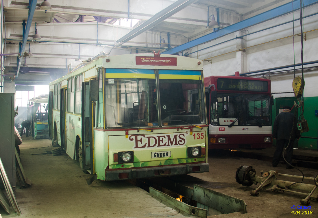 Ивано-Франковск, Škoda 14Tr02 № 135