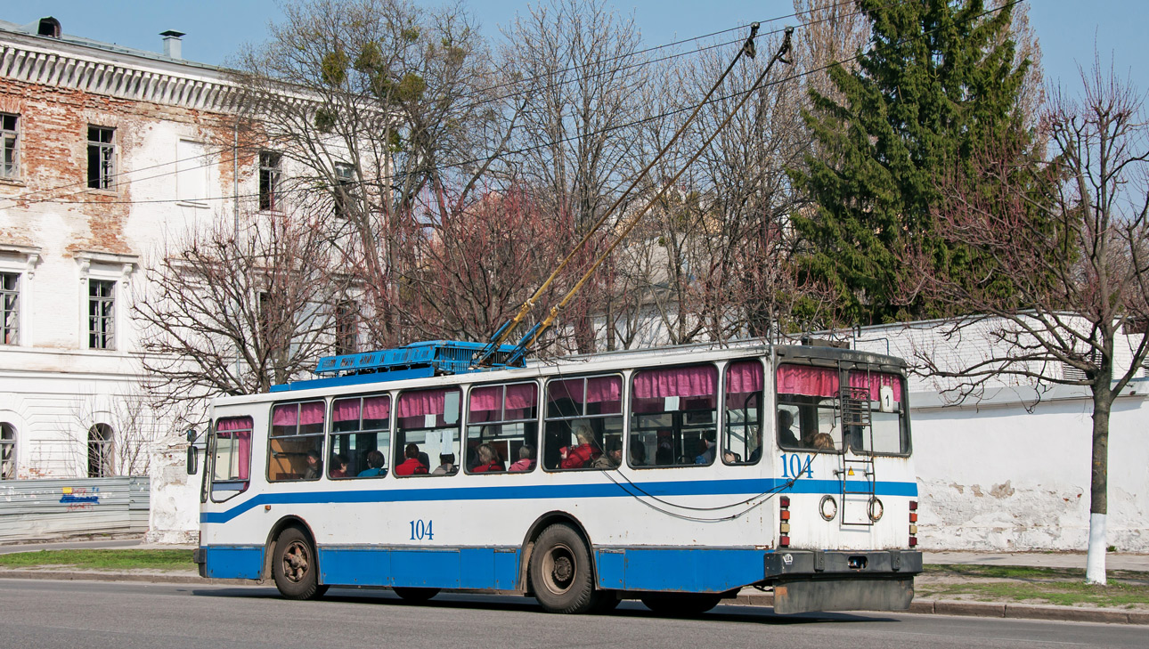 Полтава, ЮМЗ Т2 № 104