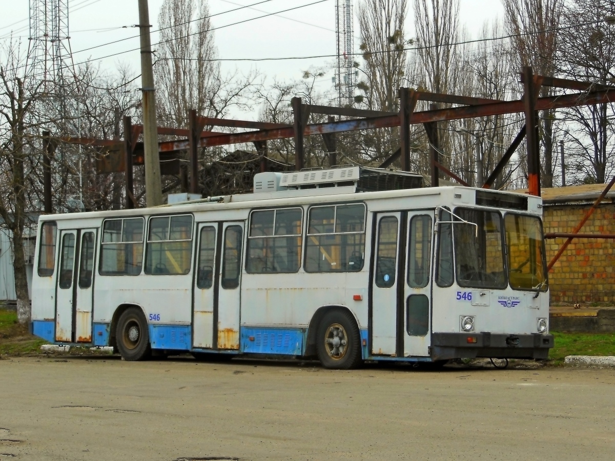 Киев, YMZ T2 № 546