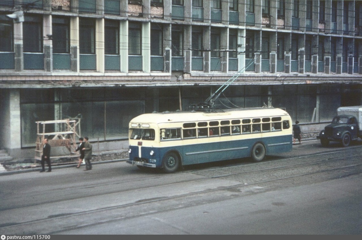 Sankt Peterburgas, MTB-82D nr. 529; Sankt Peterburgas — Historical trolleybus photos