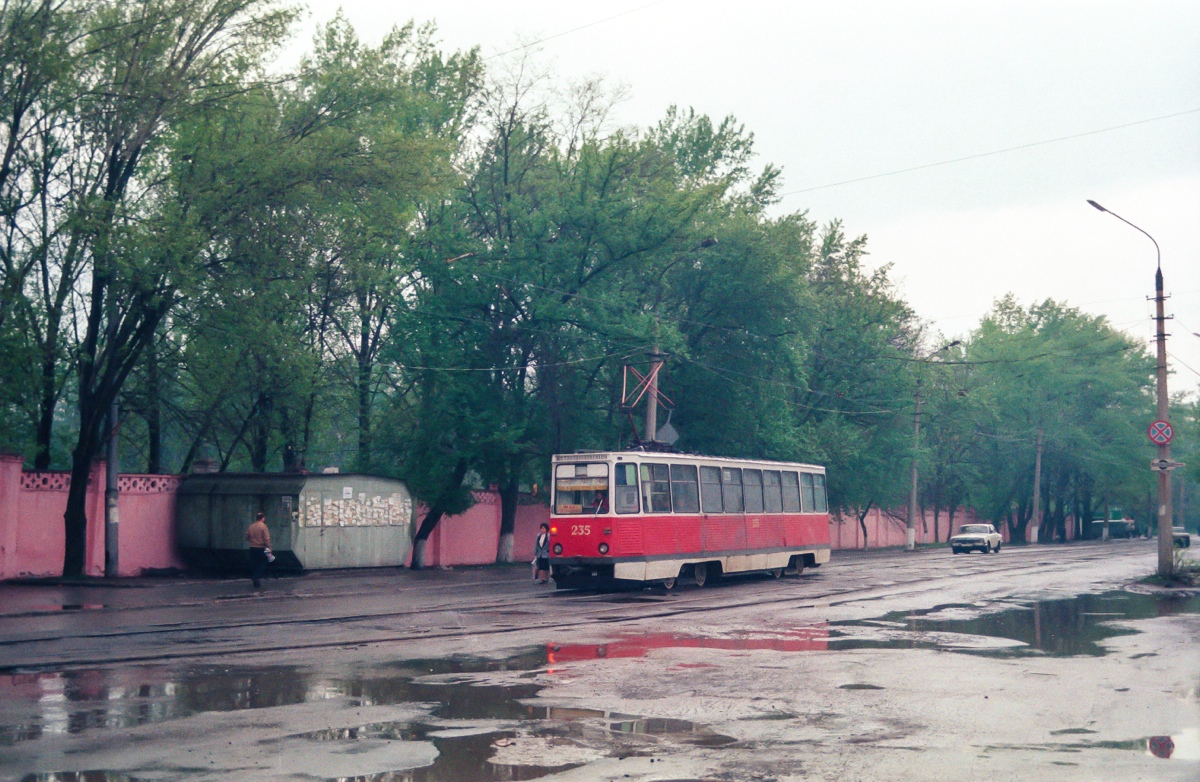 Makijivka, 71-605A nr. 235; Makijivka — Photos by Stefan Spengler — 30.04.1999