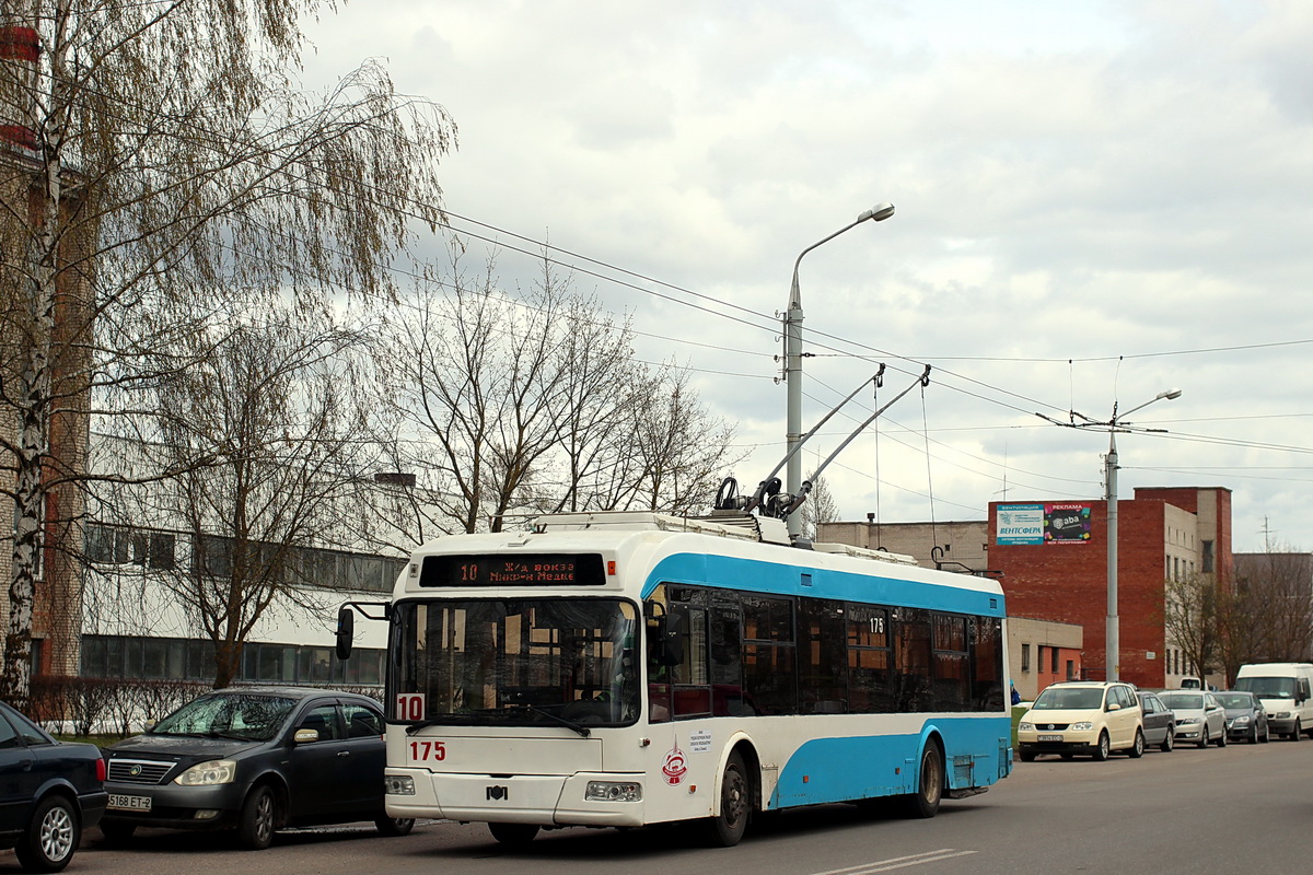 Витебск, БКМ 321 № 175