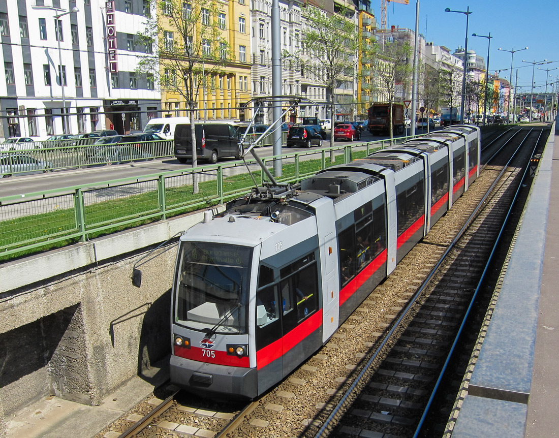 Вена, Siemens ULF-B1 № 705