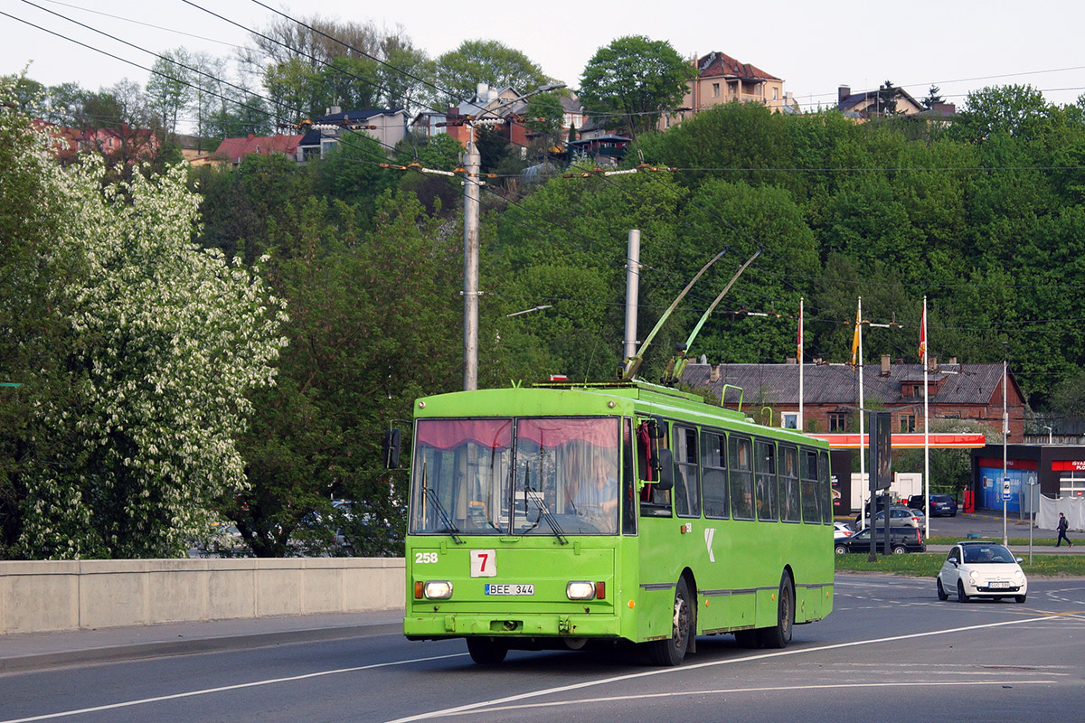 Каунас, Škoda 14Tr02 № 258