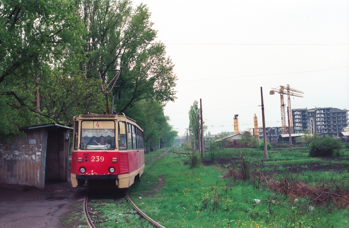 Макеевка, 71-605А № 239; Макеевка — Фотографии Штефана Шпенглера — 30.04.1999