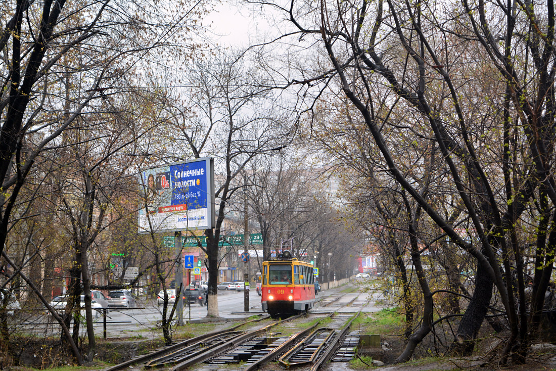 Владивосток, 71-605А № 09