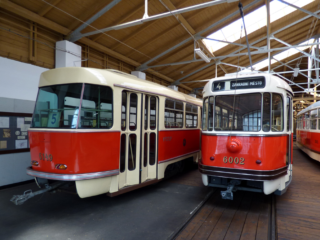 Прага, Tatra T2 № 6002