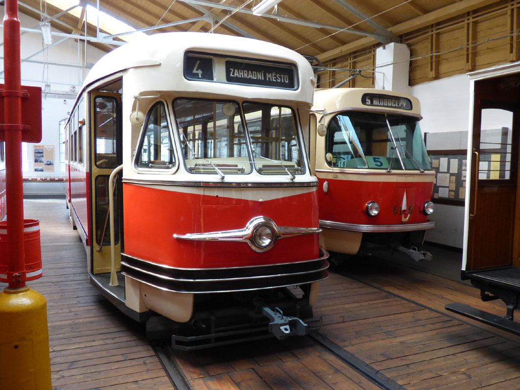 Прага, Tatra T2 № 6002